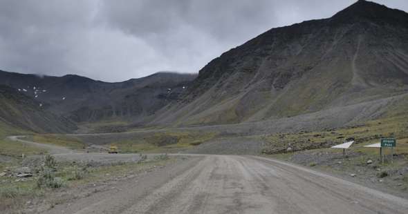 Dalton Highway southbound, beginning ascent to Atigun Pass summit