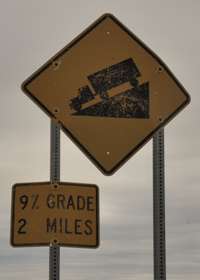 Grade sign for Beaver Slide