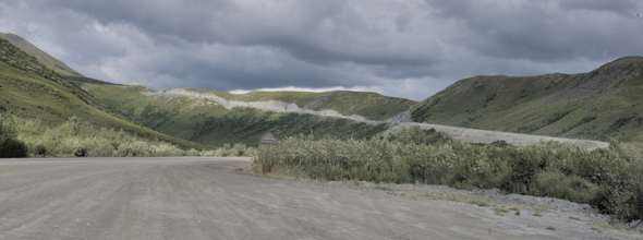 Long, steep grade north to the Chandelar Shelf