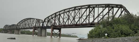 Million Dollar Bridge, from shore to the northeast