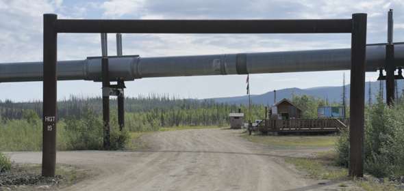 Headache bar, blocking overheight vehicles from going under the pipeline